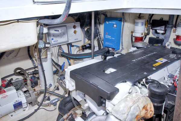 Pura Vida 40ft Formula Yacht For Sale