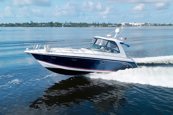 Pura Vida 40ft Formula Yacht For Sale