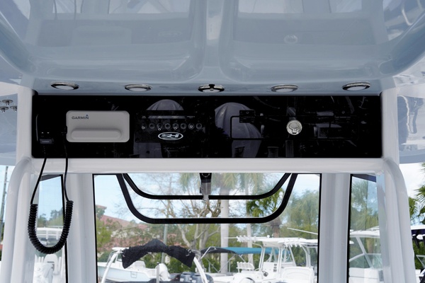 28ft Sea Hunt Yacht For Sale