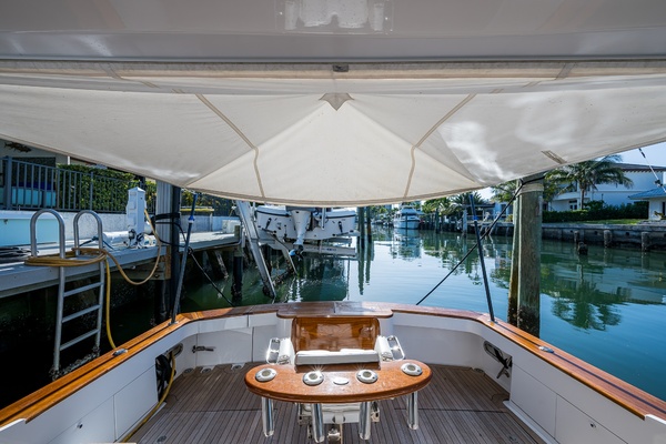 WINDY CAY 58ft Buddy Davis Yacht For Sale