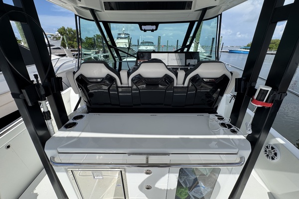 35ft Jeanneau Yacht For Sale