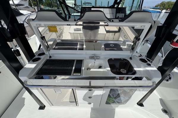35ft Jeanneau Yacht For Sale