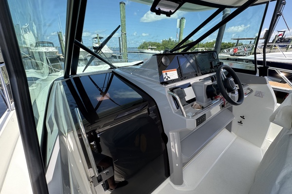 35ft Jeanneau Yacht For Sale