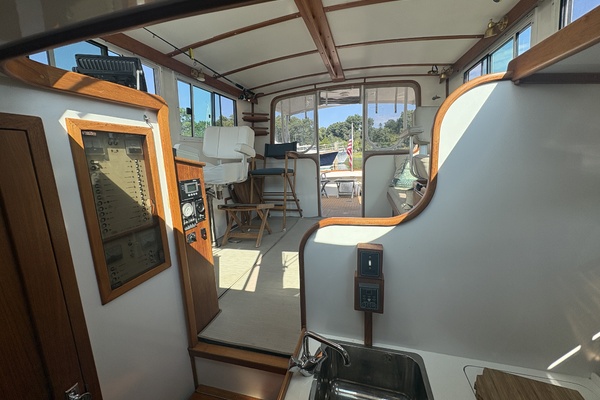Annelyse 34ft Wilbur Yacht For Sale