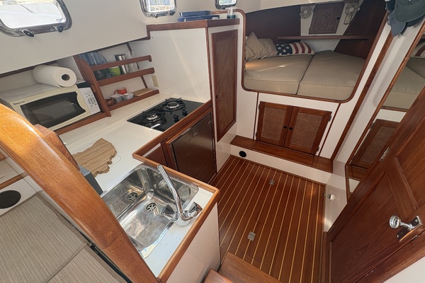 Annelyse 34ft Wilbur Yacht For Sale