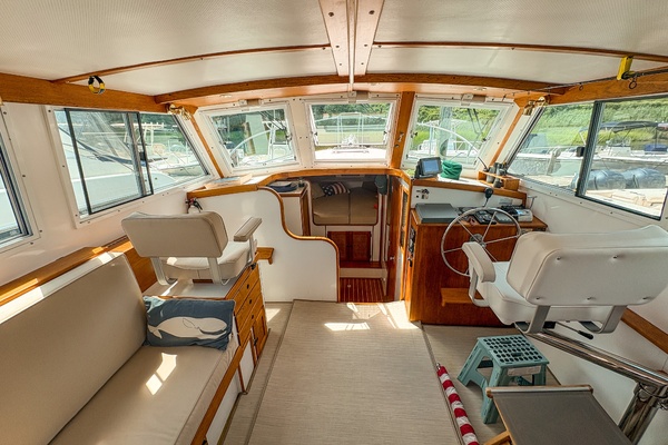 Annelyse 34ft Wilbur Yacht For Sale