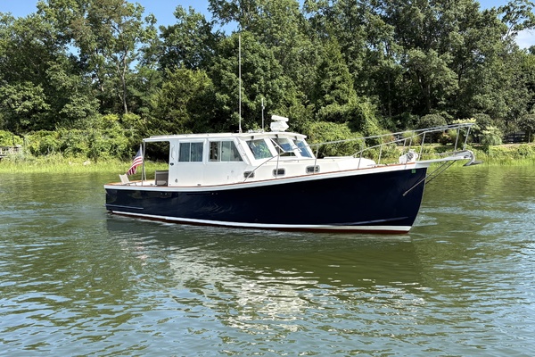 Annelyse 34ft Wilbur Yacht For Sale