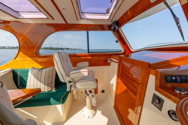 Hinckley 36 EP Yacht For Sale