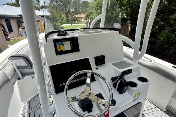 22ft Sea Pro Yacht For Sale