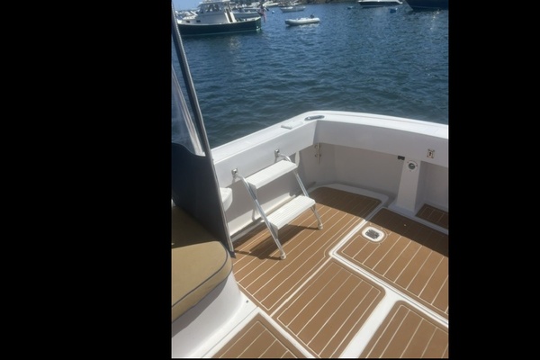 SCRIMSHAW 30ft Mainship Yacht For Sale