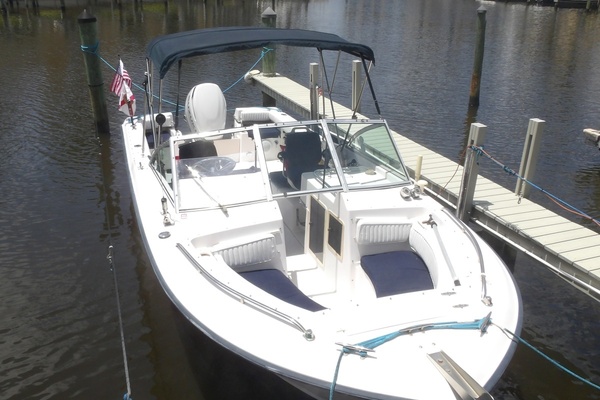 22ft Grady White Yacht For Sale