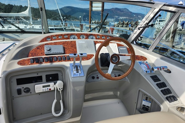 41ft Maxum Yacht For Sale