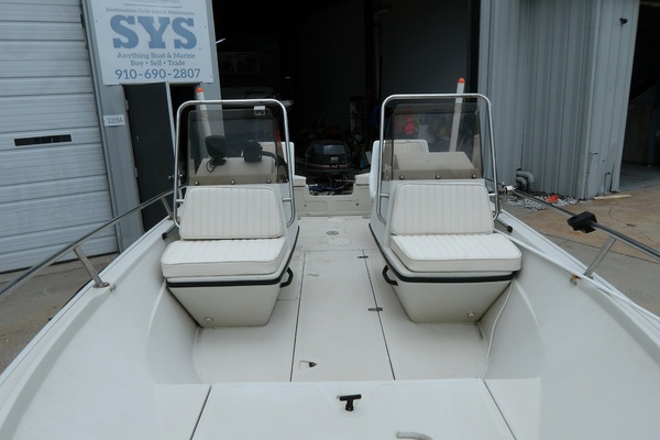 16ft Boston Whaler Yacht For Sale