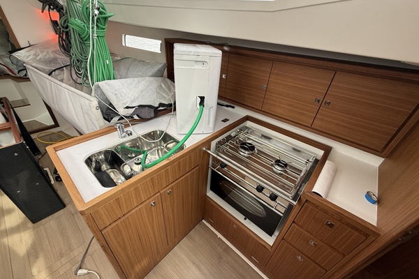 Tashima 36ft J Boats Yacht For Sale