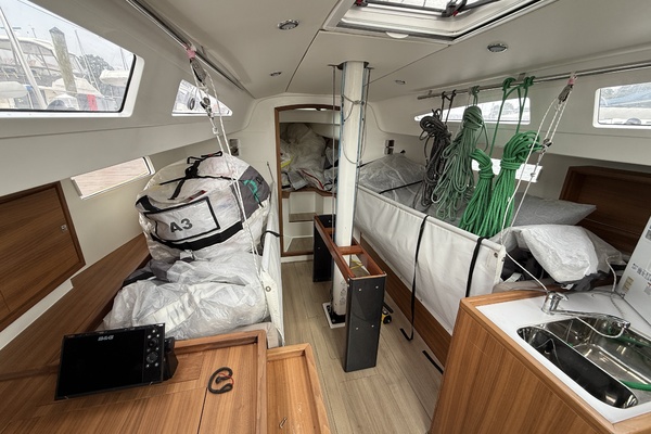 Tashima 36ft J Boats Yacht For Sale