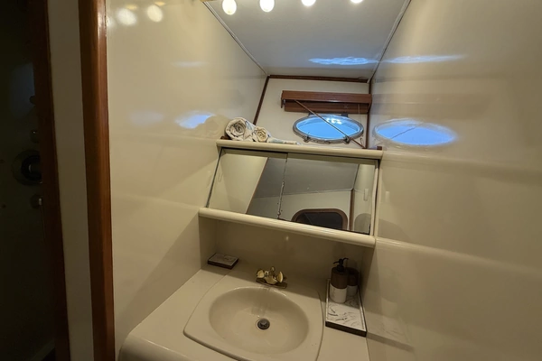 Viking Pilothouse Motor Yacht Yacht For Sale
