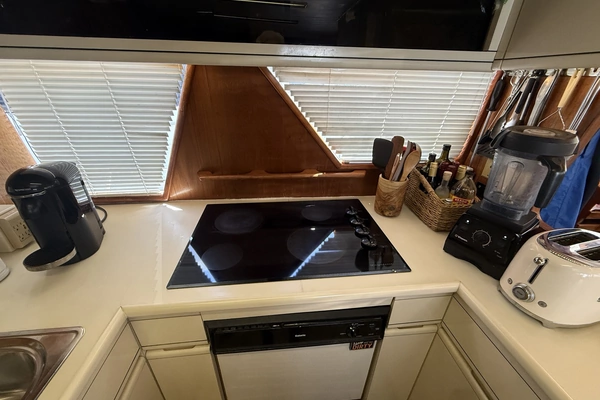 Viking Pilothouse Motor Yacht Yacht For Sale