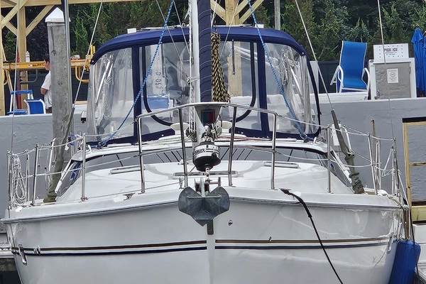 43-ft-Hunter-2006-- North Kingstown Rhode Island United States  yacht for sale