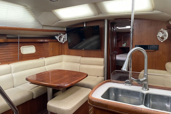 45ft Hunter Yacht For Sale