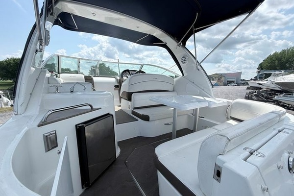30ft Cruisers Yachts Yacht For Sale