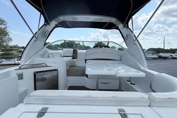 30ft Cruisers Yachts Yacht For Sale
