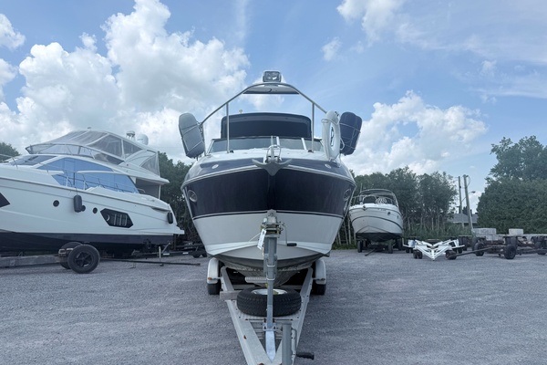 30ft Cruisers Yachts Yacht For Sale