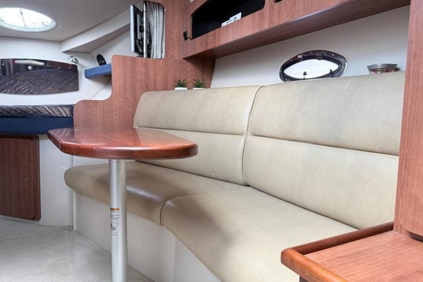 30ft Cruisers Yachts Yacht For Sale