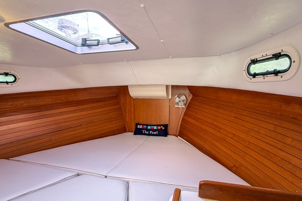 The Pearl 33ft True North Yacht For Sale