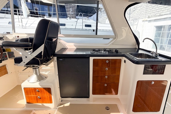 The Pearl 33ft True North Yacht For Sale