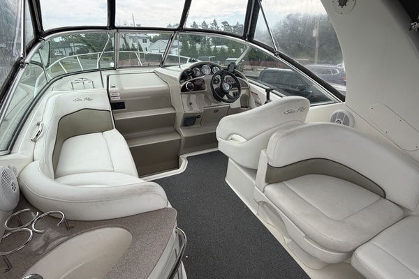 26ft Sea Ray Yacht For Sale