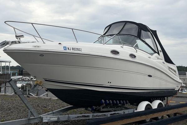26ft Sea Ray Yacht For Sale