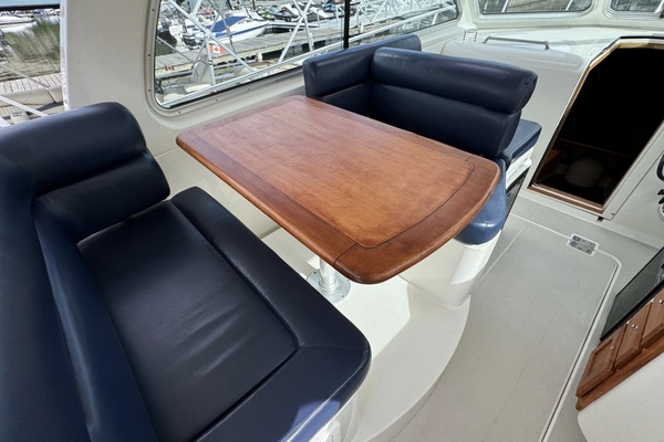 33ft Back Cove Yacht For Sale