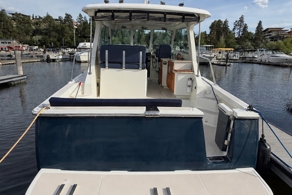 33ft Back Cove Yacht For Sale