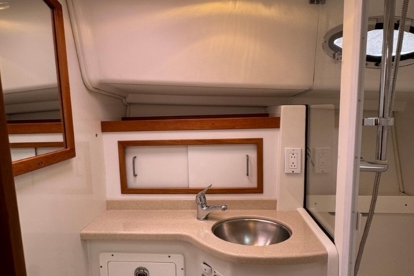 33ft Back Cove Yacht For Sale