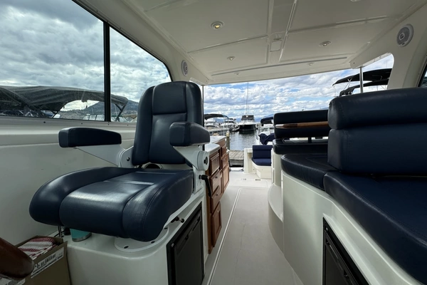 Back Cove 33 Yacht For Sale