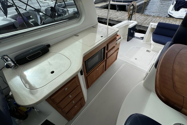 33ft Back Cove Yacht For Sale