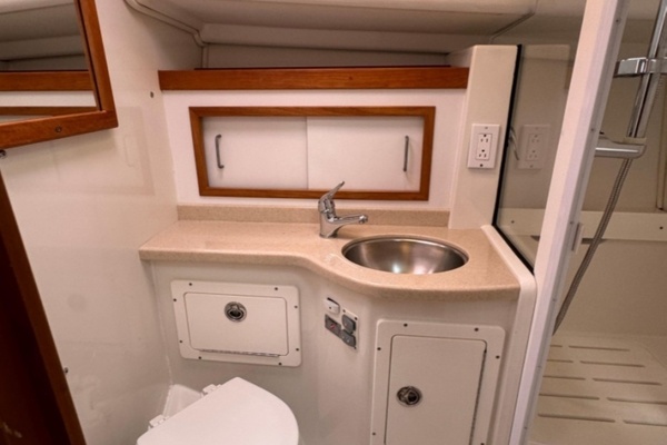 33ft Back Cove Yacht For Sale