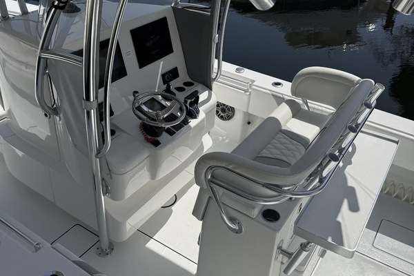 32ft Contender Yacht For Sale