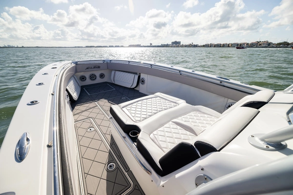 Nor-Tech 392 Super Fish Yacht For Sale