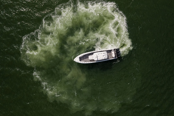 39ft Nor Tech Yacht For Sale