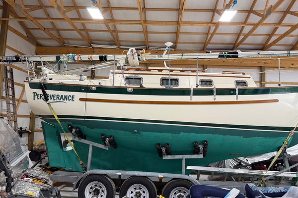 24ft Pacific Seacraft Yacht For Sale
