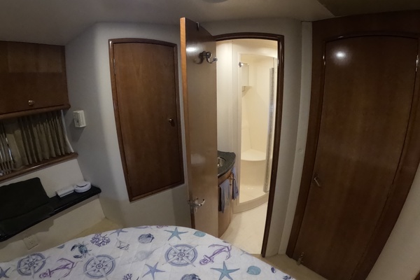 46ft Carver Yacht For Sale