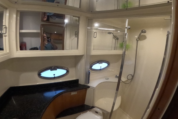 46ft Carver Yacht For Sale