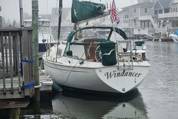 Windancer 30ft Pearson Yacht For Sale