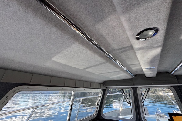 27ft KingFisher Yacht For Sale