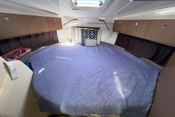 27ft Beneteau Yacht For Sale