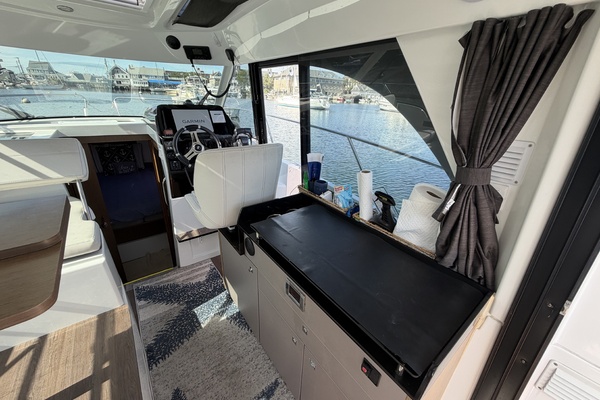 27ft Beneteau Yacht For Sale