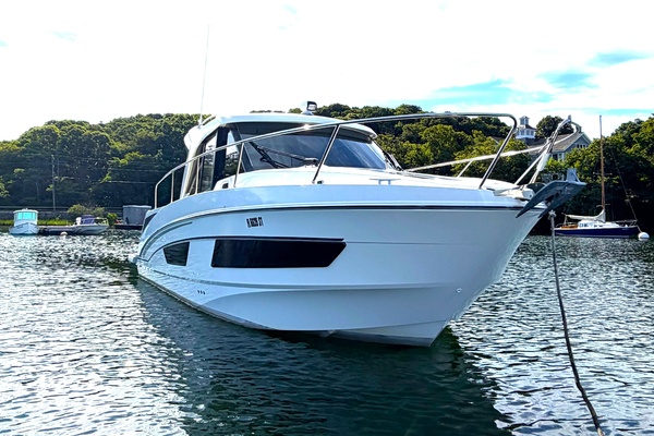 27ft Beneteau Yacht For Sale