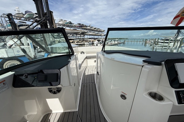 300ft Sea Ray Yacht For Sale