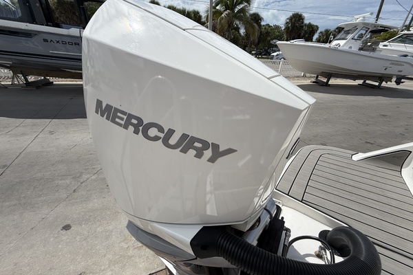 300ft Sea Ray Yacht For Sale